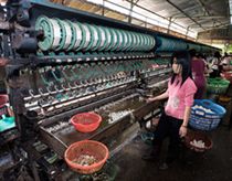 Quốc hội thảo luận giải pháp ‘cứu’ doanh nghiệp